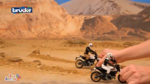 Мотоцикл Scrambler Ducati Desert Sled с мотоциклистом 63 051 Bruder