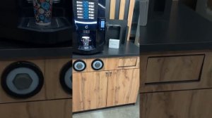 Стойка для кофейни самообслуживания