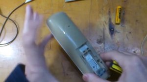 Радио телефон выключается Не показывает заряд Как исправить