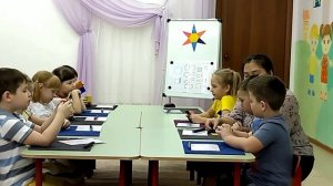 Конкурсное задание УЧЕБНОЕ ЗАНЯТИЕ в старшей группе по конструированию на тему СНЕЖИНКА