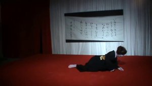 Авангардный японский танец -- буто на выставке "Самураи. 47 ронинов"