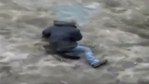 мужик чихнул огнем