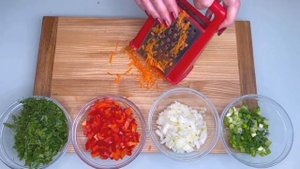 Блюдо с секретом! Горошница с охотничьими колбасками ! Очень вкусно!