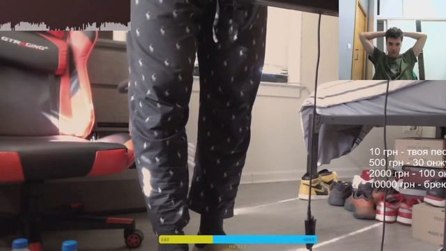 Самый сильный стример на твиче??? Dziubik делает 500 отжиманий на стриме!!! P1V0 смотреть онлайн