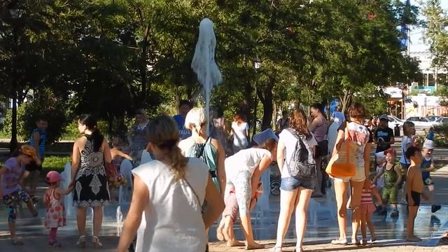 Сухой фонтан в Парке Аттракционов, Волгоград, Спартановка, Часть 2 смотреть онлайн