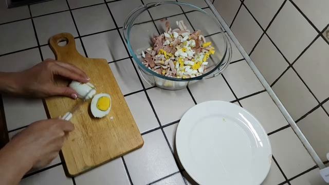 Обалденный салат с кальмарами и морковкой по-корейски