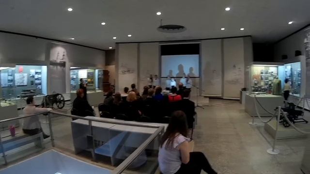 Выступление школьниц на дне музеев Великие Луки смотреть онлайн