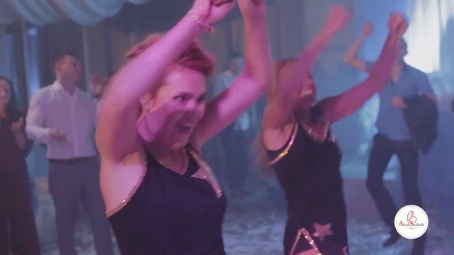 Ведущая Алена Свобода смотреть онлайн