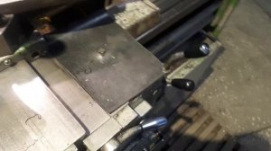 Наружная резьба внутренним резцом.