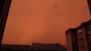 Lightning. Удар молнии в дом во время грозы в Сургуте 01.07.2021 и еще пара хороших ударов молний.