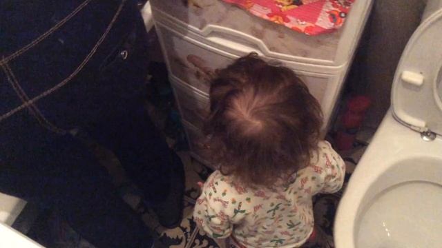 26 10 16 Надя моет пол смотреть онлайн