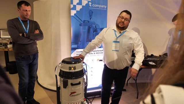 Итальянские промышленные пылесосы Delfin смотреть онлайн