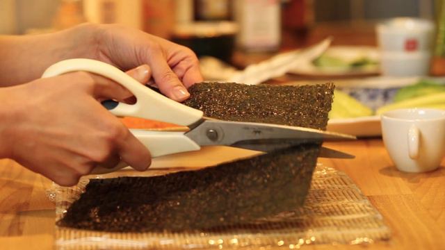 PHILADELPHIA ROLL. History and techniques (sushi). Ролл Филадельфия (суши) (рус суб) смотреть онлайн