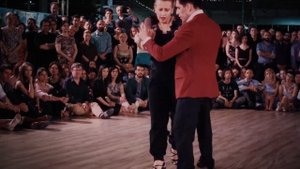 Ivan y Sara - Believer (Unexpected Tango Performance)