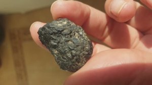 Роговая обманка, добытая из грунтовой дороги в Сосновой роще г. Йошкар-Олы, республика Марий Эл