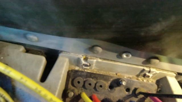 Freightliner. Замена отопителя салона. Часть 4. Сборка. Проблема с проводами. смотреть онлайн