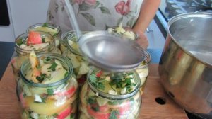 Все кто пробовал, просят рецепт. Очень вкусный маринованный перец с яблоками. Рецепты Алины.