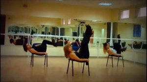 Танец на стуле для чайников. AUBG 2012.