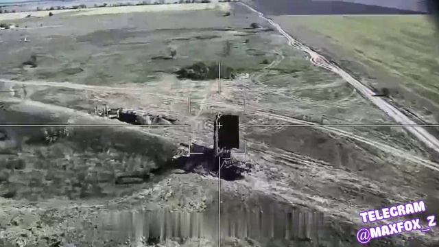 Уничтожение Американской станции контрбатарейной борьбы TPQ российским беспилотником-камикадзе смотреть онлайн