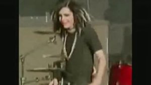 Танцы Билла Каулитца!