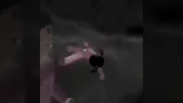 Stan Twitter - roblox girl character falling as Nicki sings Moment 4 Life смотреть онлайн