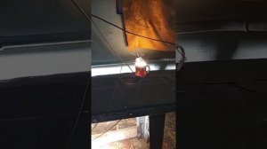 Кипячение воды лампой накаливания 150 вт.