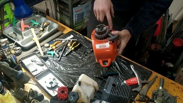 Сборка бензокосы " Олео Мак" после чистки поршневой. смотреть онлайн