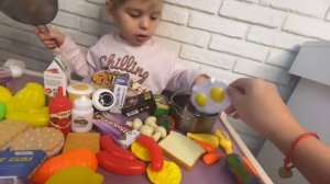 ИДЕМ В МАГАЗИН#девочка готовит#девочка идёт в магазин?