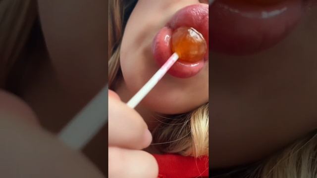 ASMR Lollipop Eating.(CHUPA CHUPS, LICKING, RELAXING SOUNDS, ASMR INTENSE 먹방) No Talking