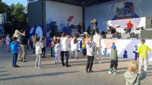 Танцевальный флешмоб Macarena #short