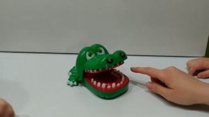 Обзор настольной игры Зубастик Крокодил Дантист _ Crocodile Dentist.mp4