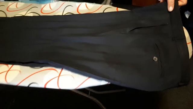 Глажка классических мужских брюк (фрагмент) смотреть онлайн