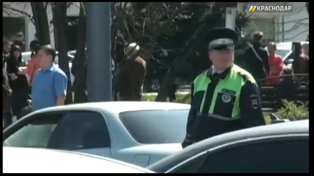 В Краснодаре организовали дополнительные стоянки из-за ограничения движения в центре смотреть онлайн