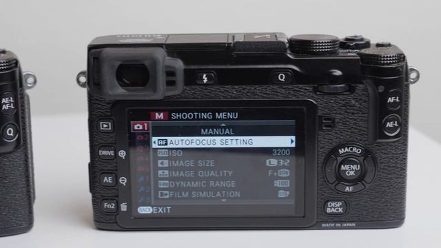 Fujifilm X-E1: Rangefinder-style mirrorless vs X-E2 / X-E3 / X-E4 смотреть онлайн