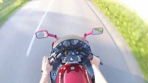 Вот такой звук у моего зизера 400  Kawasaki zzr 400