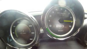 2017 Bugatti Chiron vs. Porsche 918 Spyder - Acceleration Sound 0-330 km/h | APEX