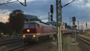 Тепловоз ТЭ109 с Пассажирским поездом