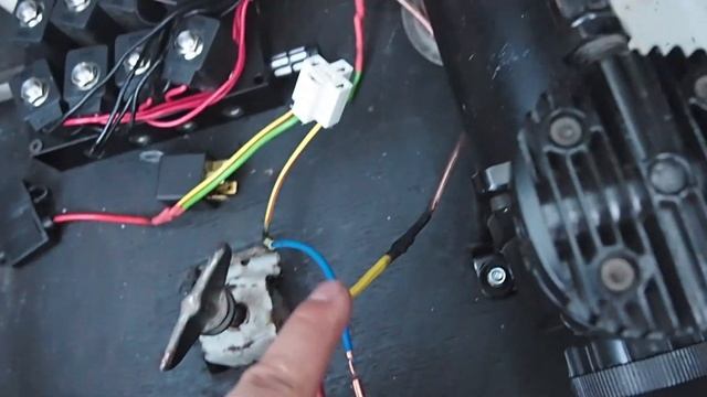 Установка ПНЕВМОПОДВЕСКИ на Приору своими руками.