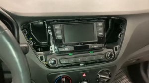 Hyundai solaris как снять штатную магнитолу