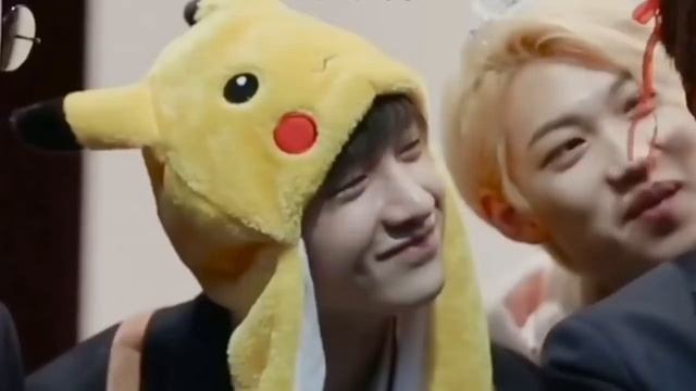 вся любовь стрэй кидс за 4 минут и 35 секунд смотреть онлайн