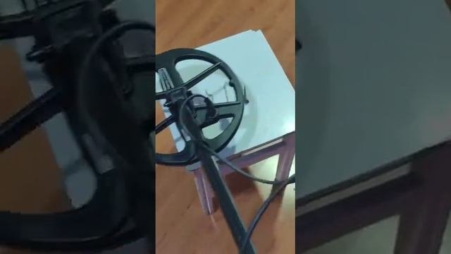 Нокта макро легенд Nokta Makro Legend снайперка, большая катуха, среди гвоздей видит золотой брасле