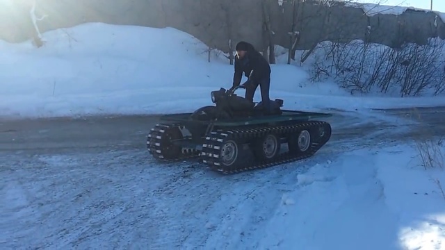Гусеничные плафтормы для мотоцикла Урал. 1