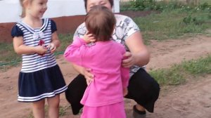 Мама там бухает!!!