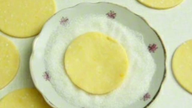 Как приготовить печенье "Гусиные лапки" смотреть онлайн