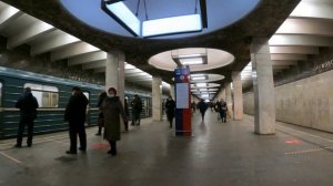 Станция метро Орехово ► Московский метрополитен