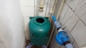 очень часто включается реле давления води  причина