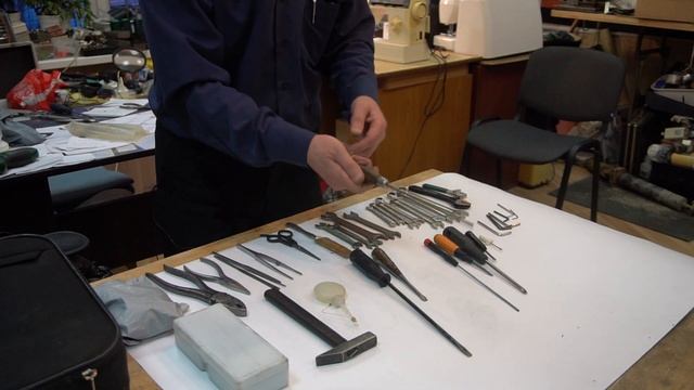 Инструмент начинающего мастера по швейным машинам смотреть онлайн