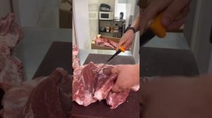 Разруб свинины // как разделать шейку свинины // как выбрать качественное мясо в магазине
