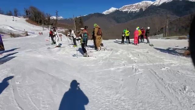 Роза хутор 2023. жесть. снега мало, камни, лёд. смотреть онлайн