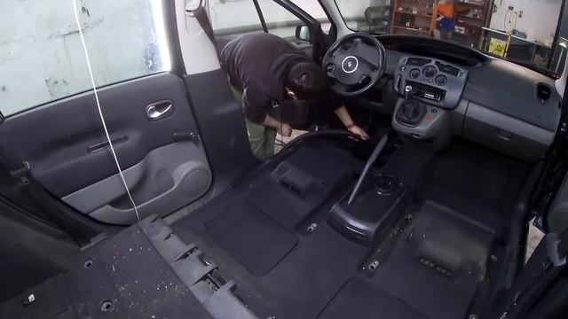 Химчистка пола в автомобиле Renault Scenic / Автохимчистка смотреть онлайн